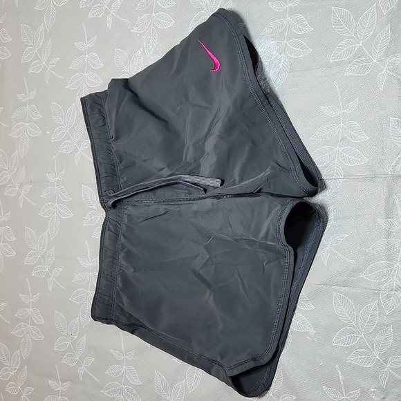 Nike Dry Fit Shorts - Picture 1 of 7